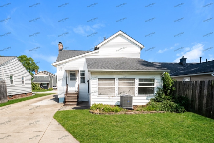 Foto principal - 1662 Crestwood Rd