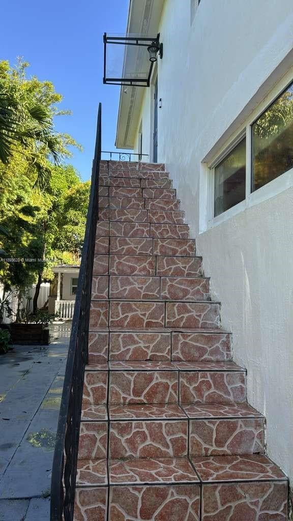 Foto del edificio - 1429 SW 23rd Terrace