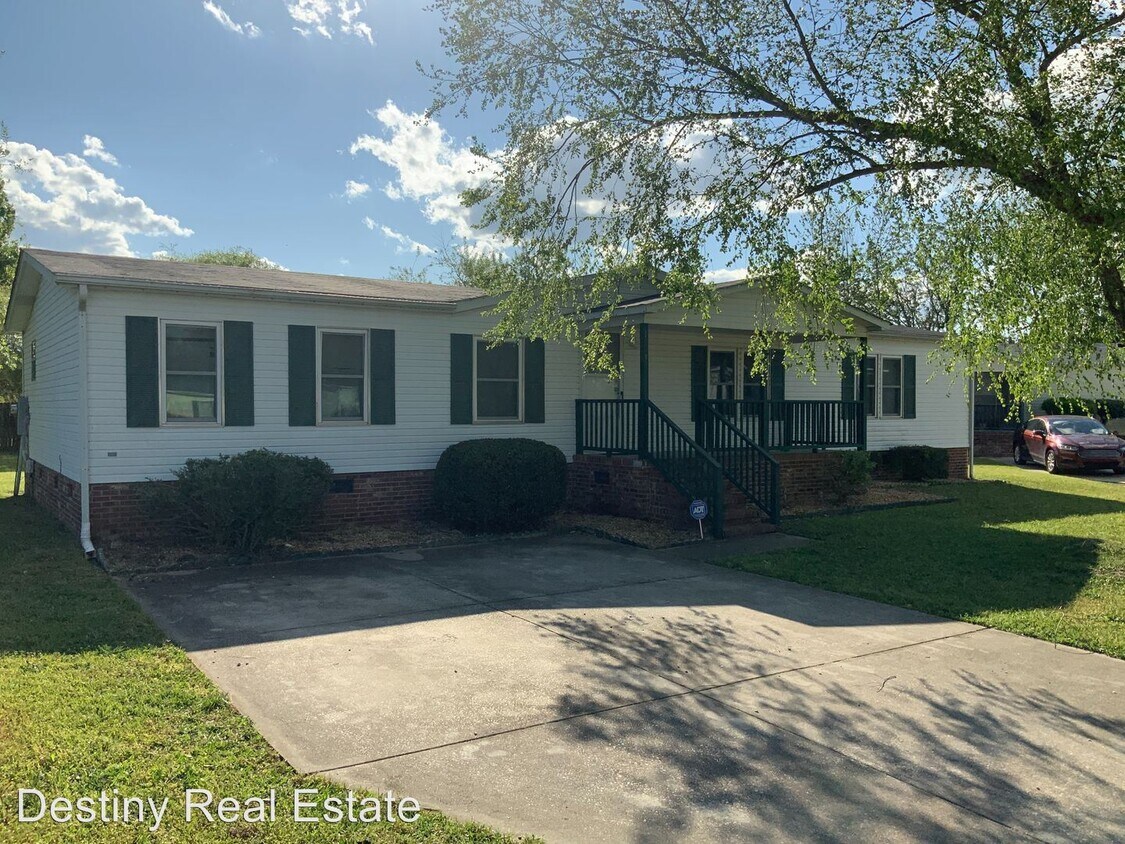 Primary Photo - 3 br, 2 bath House - 1214 August Place