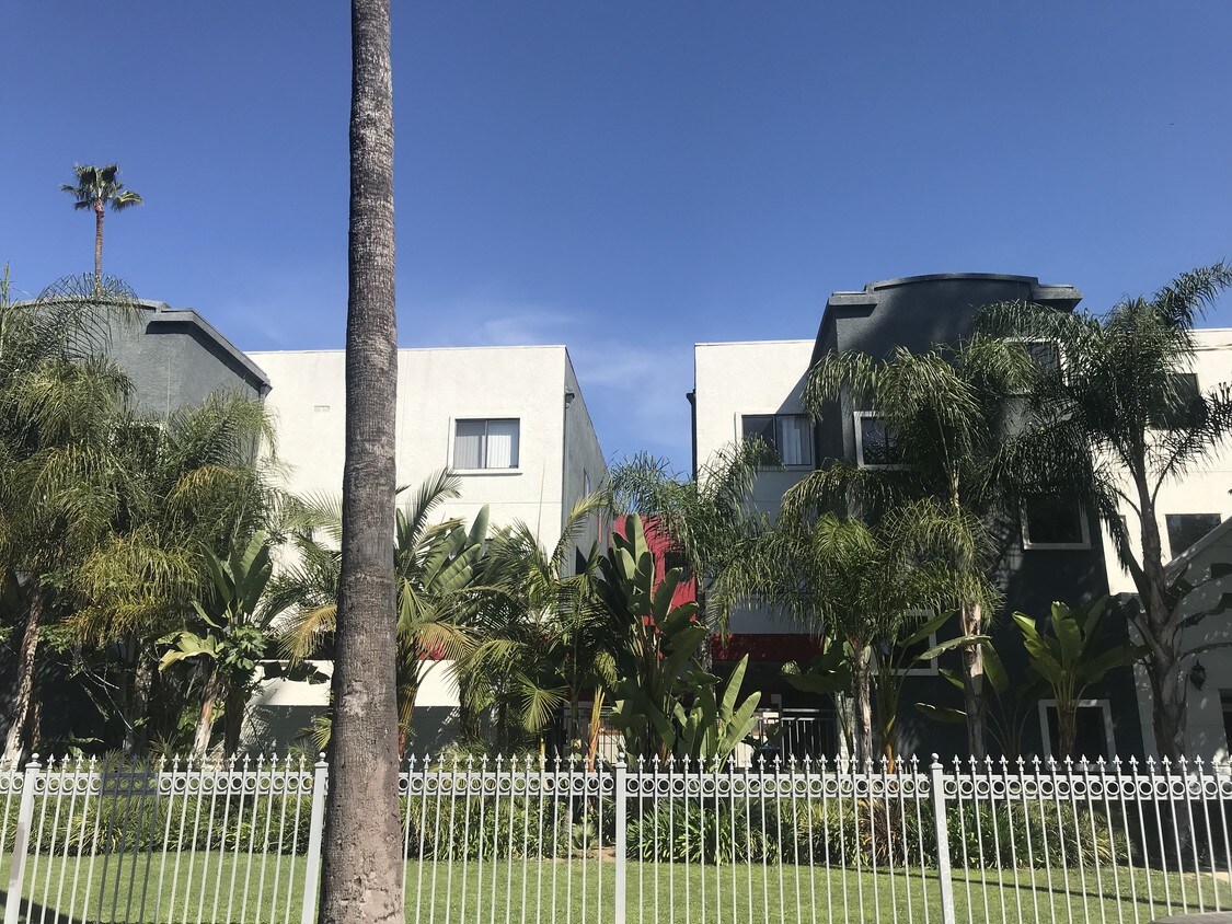 48 Apartments Available for Rent in Highland Park, CA