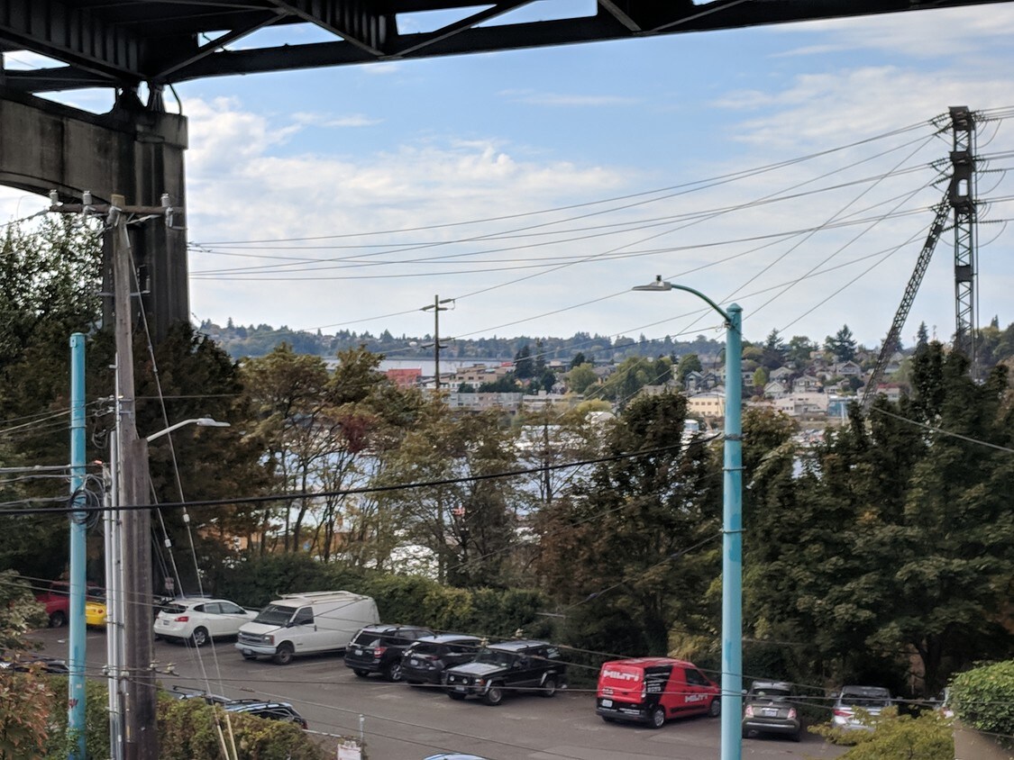 3230 Eastlake Ave E, Seattle, WA 98102 Apartments in Seattle, WA