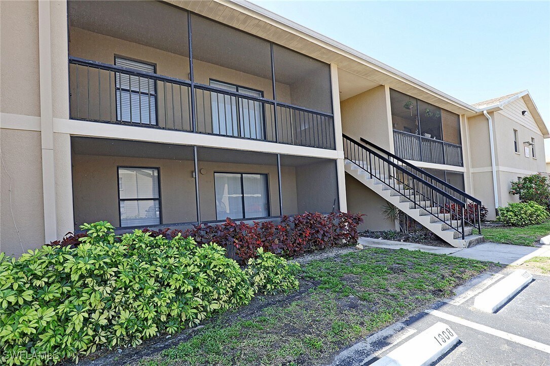 Primary Photo - 5309 Summerlin Rd