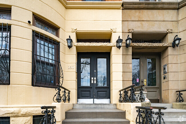 Building Photo - 160 Prospect Park W