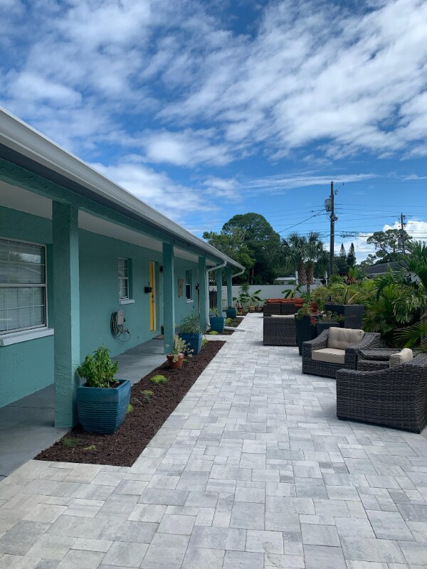 Foto del edificio - 6035 10th St N