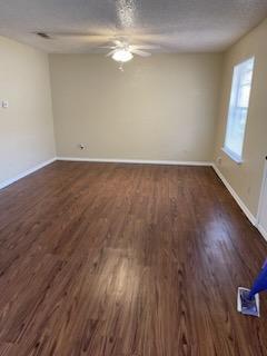 Foto principal - WON'T LAST. AVAILABLE NOW. GRANITE COUNTER...