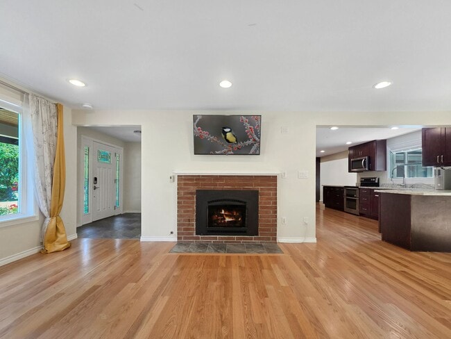 Building Photo - Flexible Living, Luxe Comfort: A Home That...