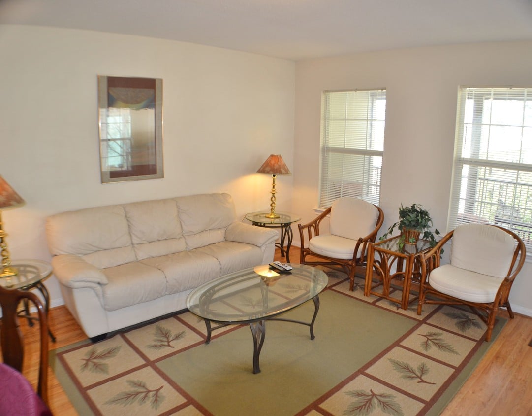 1404 April Villas, Montgomery, TX 77356 Townhome Rentals in Montgomery TX