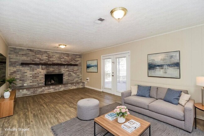 Foto del edificio - 3334 Heatherwood Ln SW