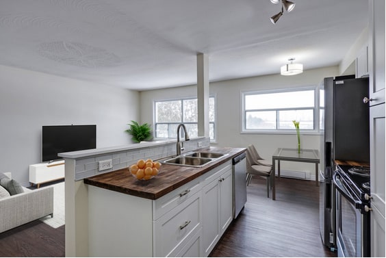 Building Photo - Parkland Apartments