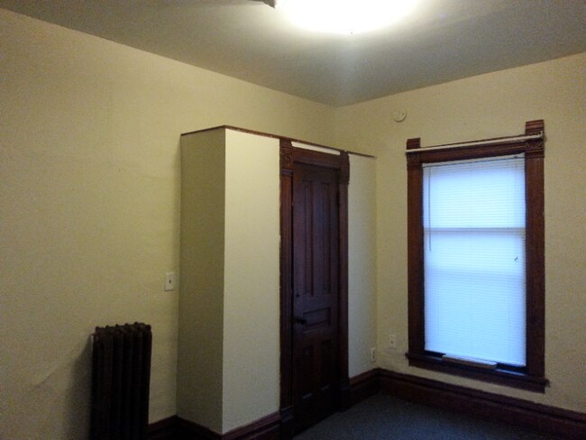 Foto del edificio - 1575 Coit Ave NE