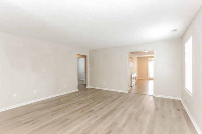 Foto del edificio - 15224 Fawn Meadow Dr