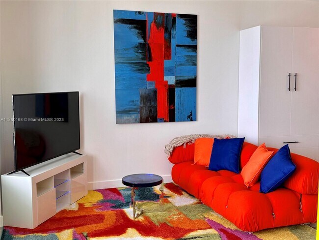 Foto del edificio - 501 NE 31st St