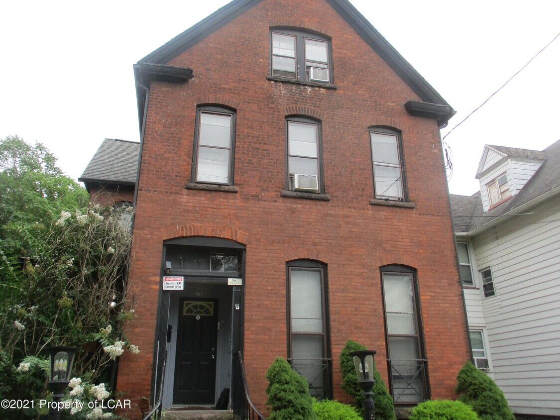 186 W River St, Wilkes Barre, PA 18702 Apartment for Rent in Wilkes