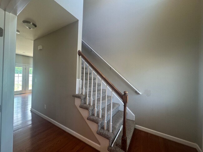 Foto del edificio - Spacious Family Home in Prime Chesapeake L...