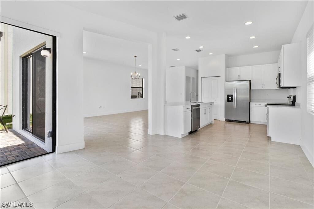 Foto principal - 5658 Agostino Way