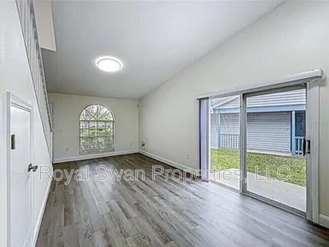 Foto del edificio - 2042 Windward Pass