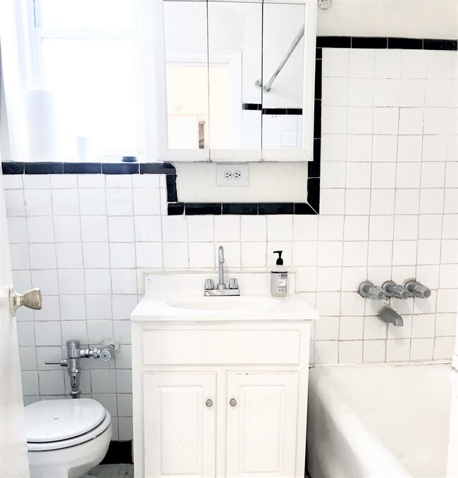 Foto del edificio - 135 Ocean Ave