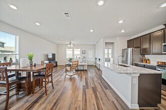 Building Photo - 2210 Islawild Wy