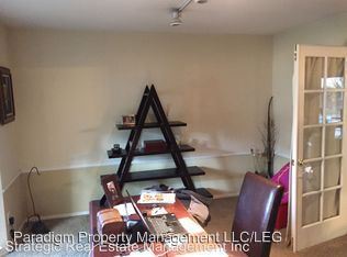 Building Photo - 409 W Audubon Dr