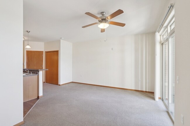 Columbia- Living Area - Iron Gate