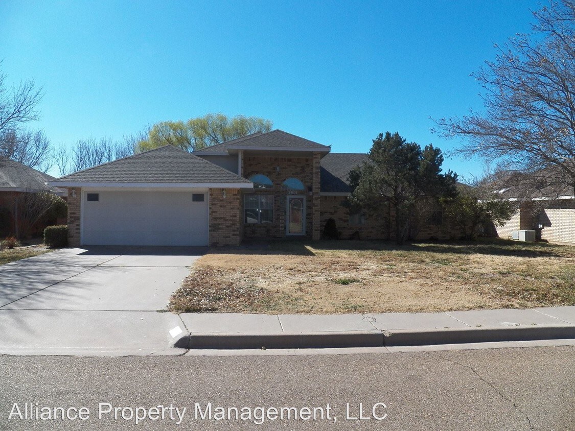 Primary Photo - 1101 Rosewood Dr