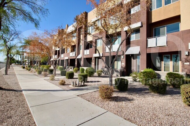 Foto del edificio - 6605 N 93RD Ave
