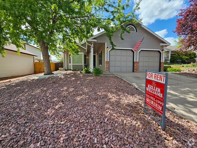 Building Photo - 7840 Lindsey Dr