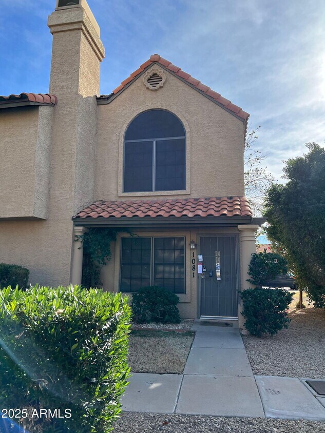 Foto principal - 5704 E Aire Libre Ave