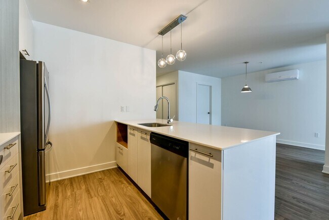 Photo du bâtiment - 9675 Av. Papineau