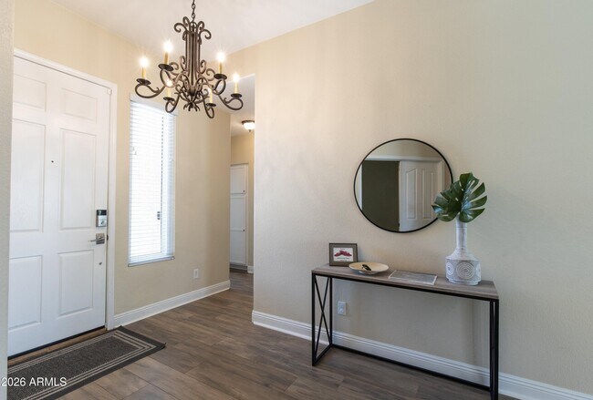 Foto del edificio - 660 N Stacie Ct
