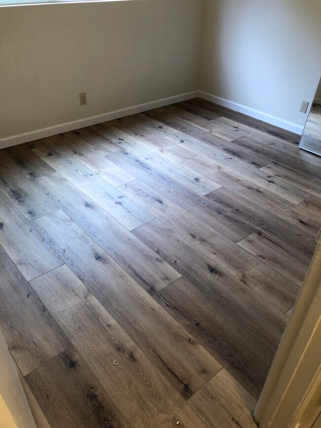 Foto del edificio - 1501 Broadway Ave