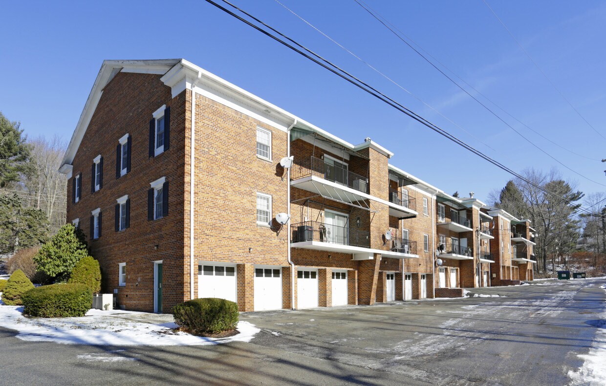 Building Photo - Greenview Arms Apartments