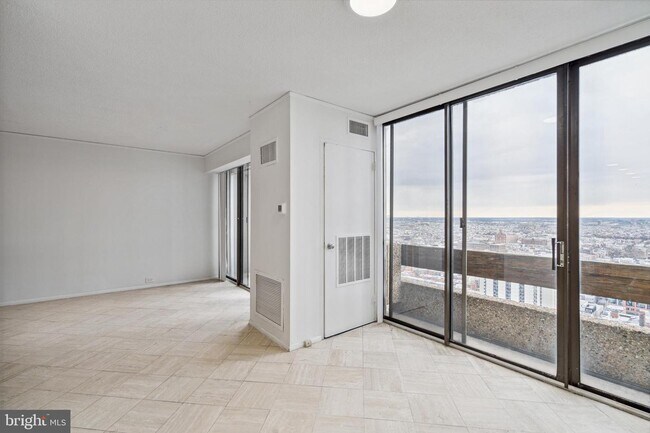 Foto del edificio - 1326-42 Spruce St