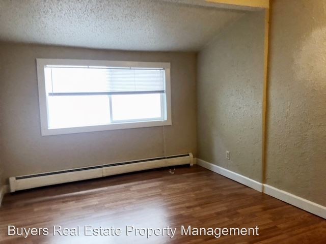 Building Photo - 3217 Oregon Dr