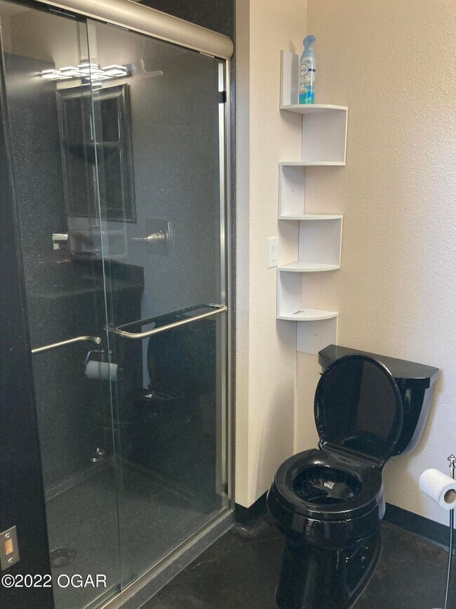 Building Photo - 209 Ottawa St