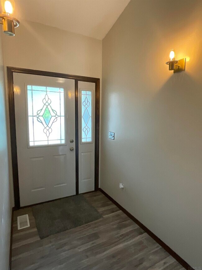 Building Photo - 3109 Winslow Pl