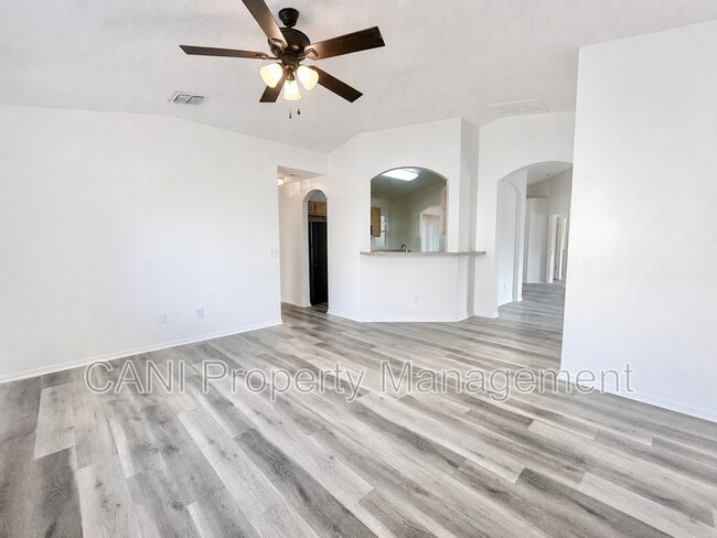 Foto del edificio - 2871 Lockwood Blvd