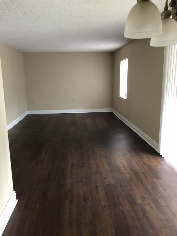 Building Photo - 4727 S Texas Ave