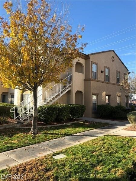 Foto principal - 3400 Cabana Dr