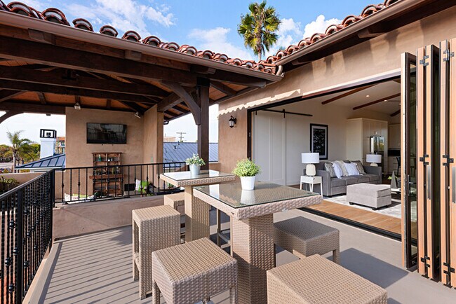 Building Photo - 5194 Carlsbad Blvd
