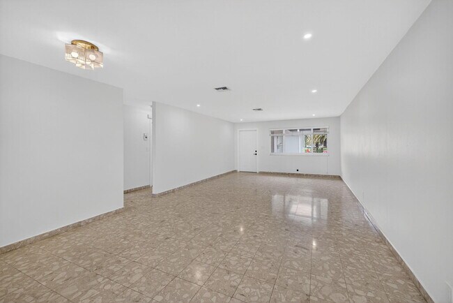 Foto del edificio - 4442 Sea Grape Dr