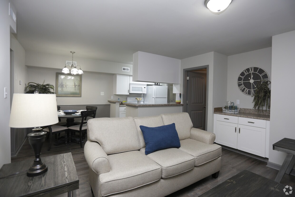 Petersburg Square Apartments 132 Cedar Ln Augusta, GA