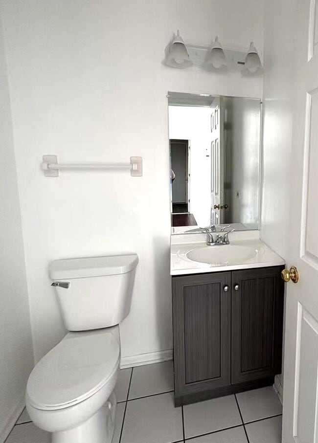 Building Photo - 4591 Hatch Ln