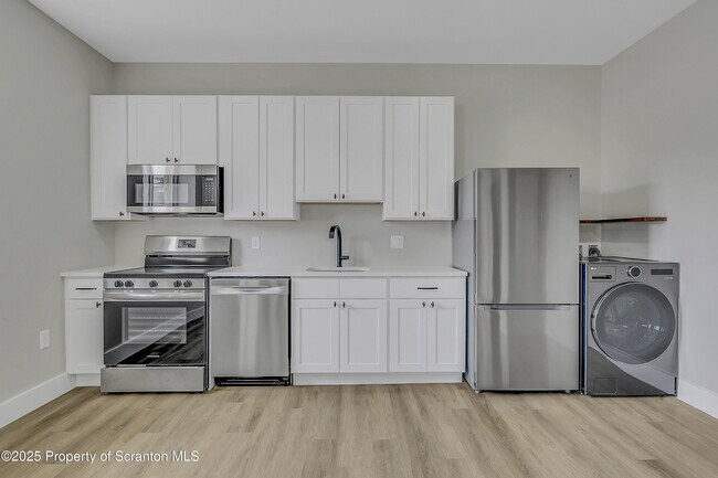 Foto del edificio - 215 Hickory St