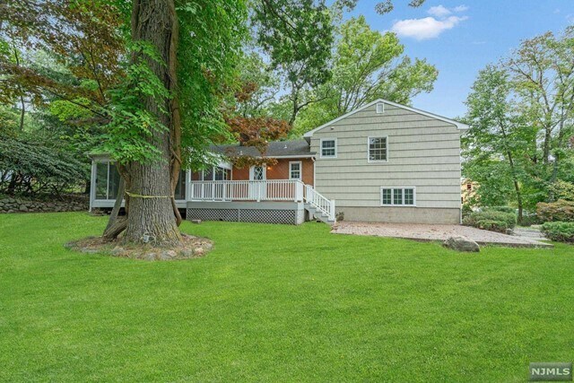 Building Photo - 777 Frederick Ct