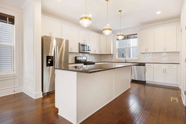 Kitchen - 764 N 6th St