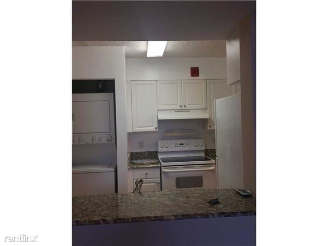 Foto del edificio - 1341 SE 3rd Ave