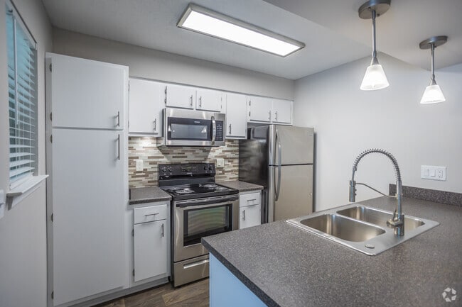 1 BR, 1 BA - Renovated - 750 SF - Cherry Grove Apartments