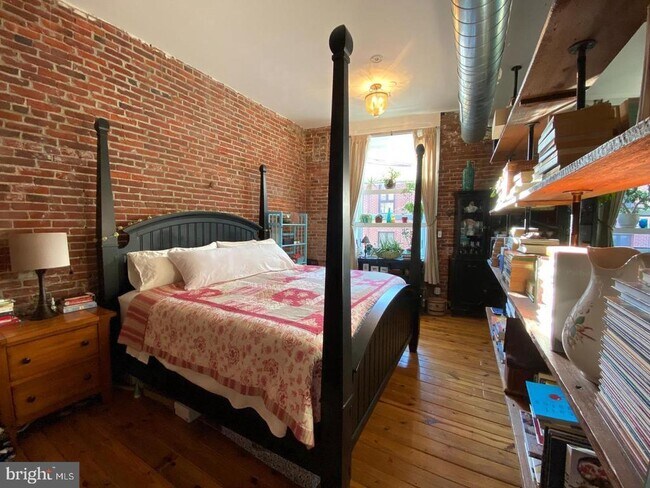 Foto del edificio - 828 N Hancock St