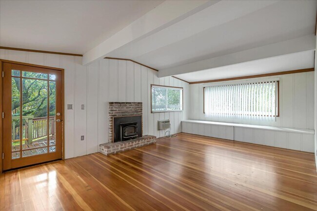 Foto del edificio - 18 Monte Vista Rd